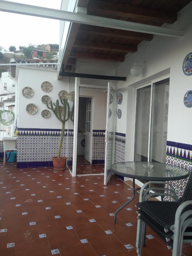 Casa De Las Lanzas Setenil De Las Bodegas Eksteriør billede