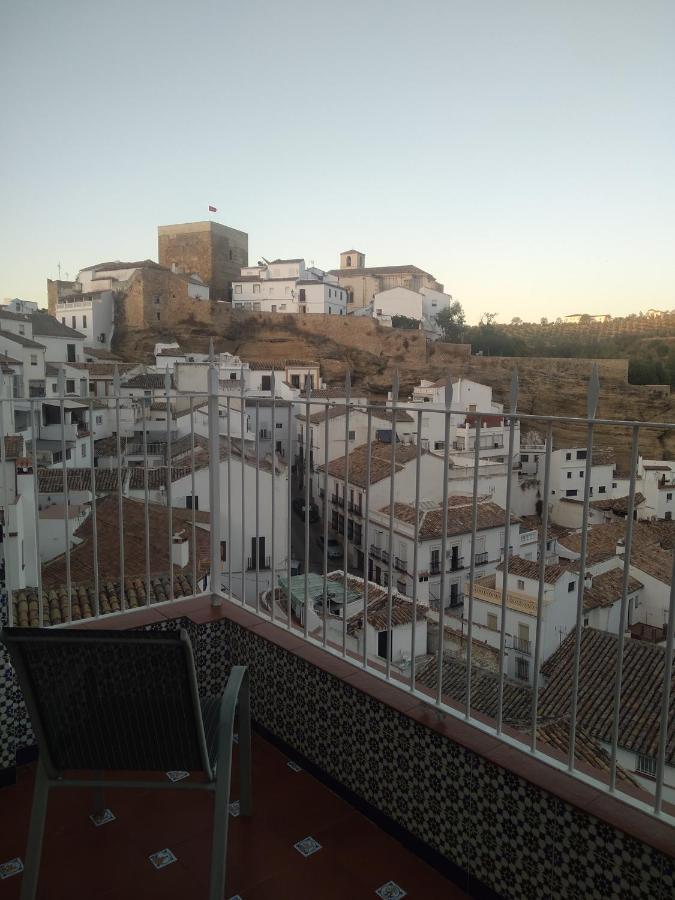 Casa De Las Lanzas Setenil De Las Bodegas Eksteriør billede